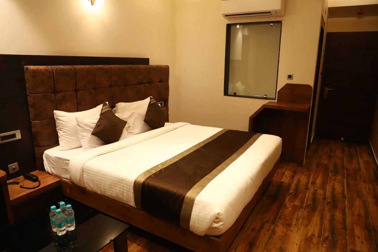 Hotel Emperio Grand Λάκναου Εξωτερικό φωτογραφία