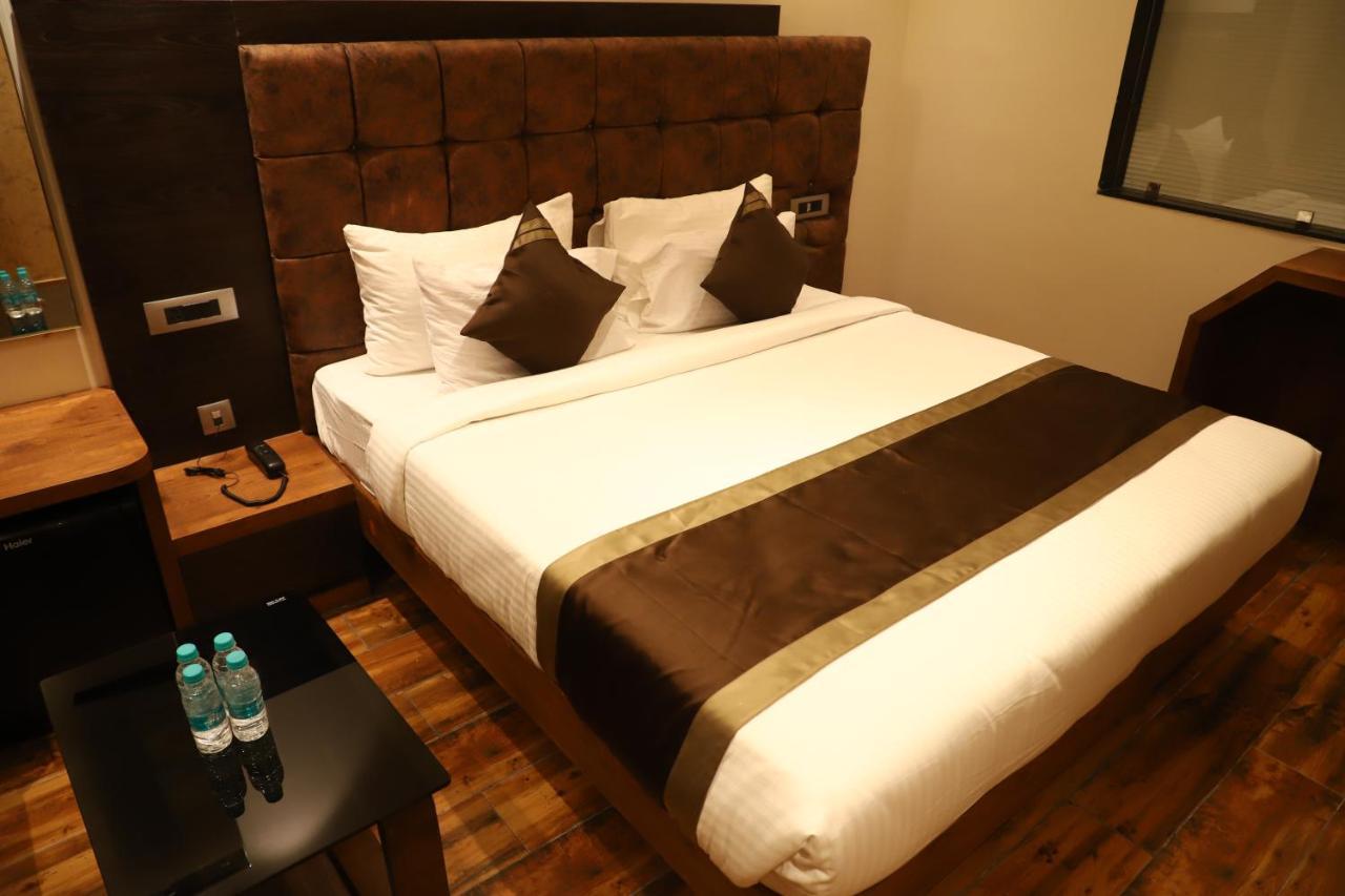Hotel Emperio Grand Λάκναου Εξωτερικό φωτογραφία