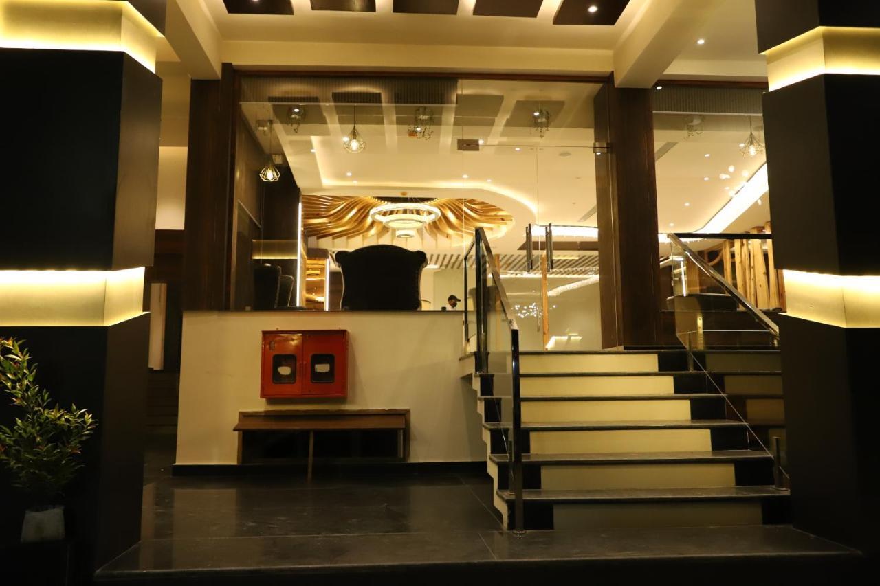 Hotel Emperio Grand Λάκναου Εξωτερικό φωτογραφία